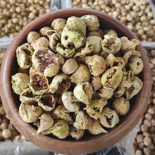 تصویر 2 از انجیر خشک گنجشک خورده محصولی بومی با ویژگی های منحصربه فرد