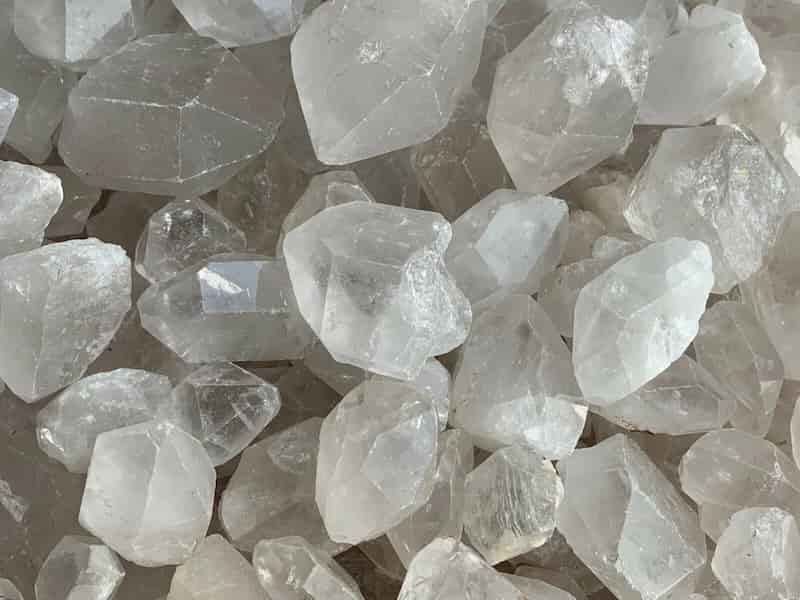 سنگ سیلیس تبریز مناسب صنایع شیشه و ریخته گری فلزات