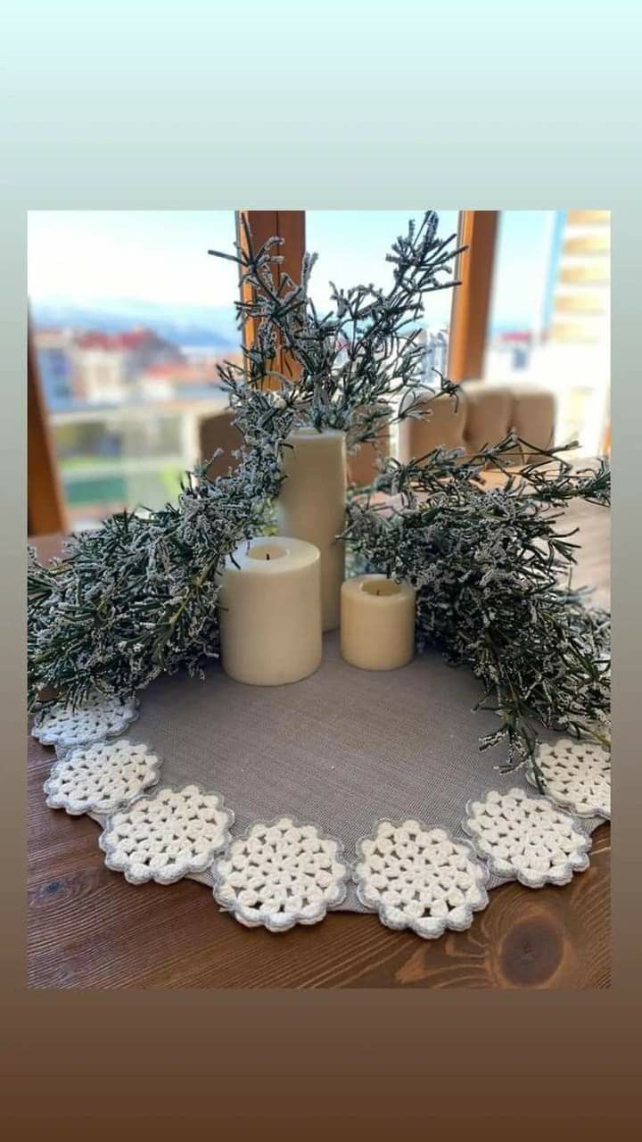 رومیزی طرح پارچه و قلاب بافی