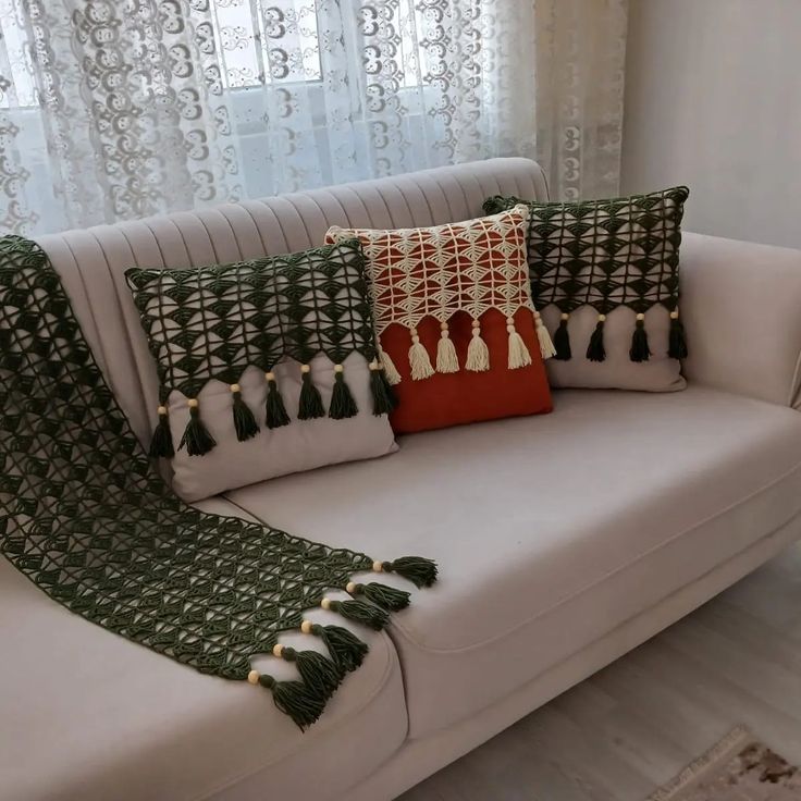 کوسن و شال مبل طرح نوستالژی