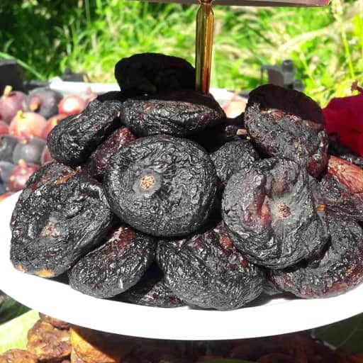 تصویر 4 از انجیر خشک سیاه ظاهر متفاوت، طعم شیرین و طبیعی