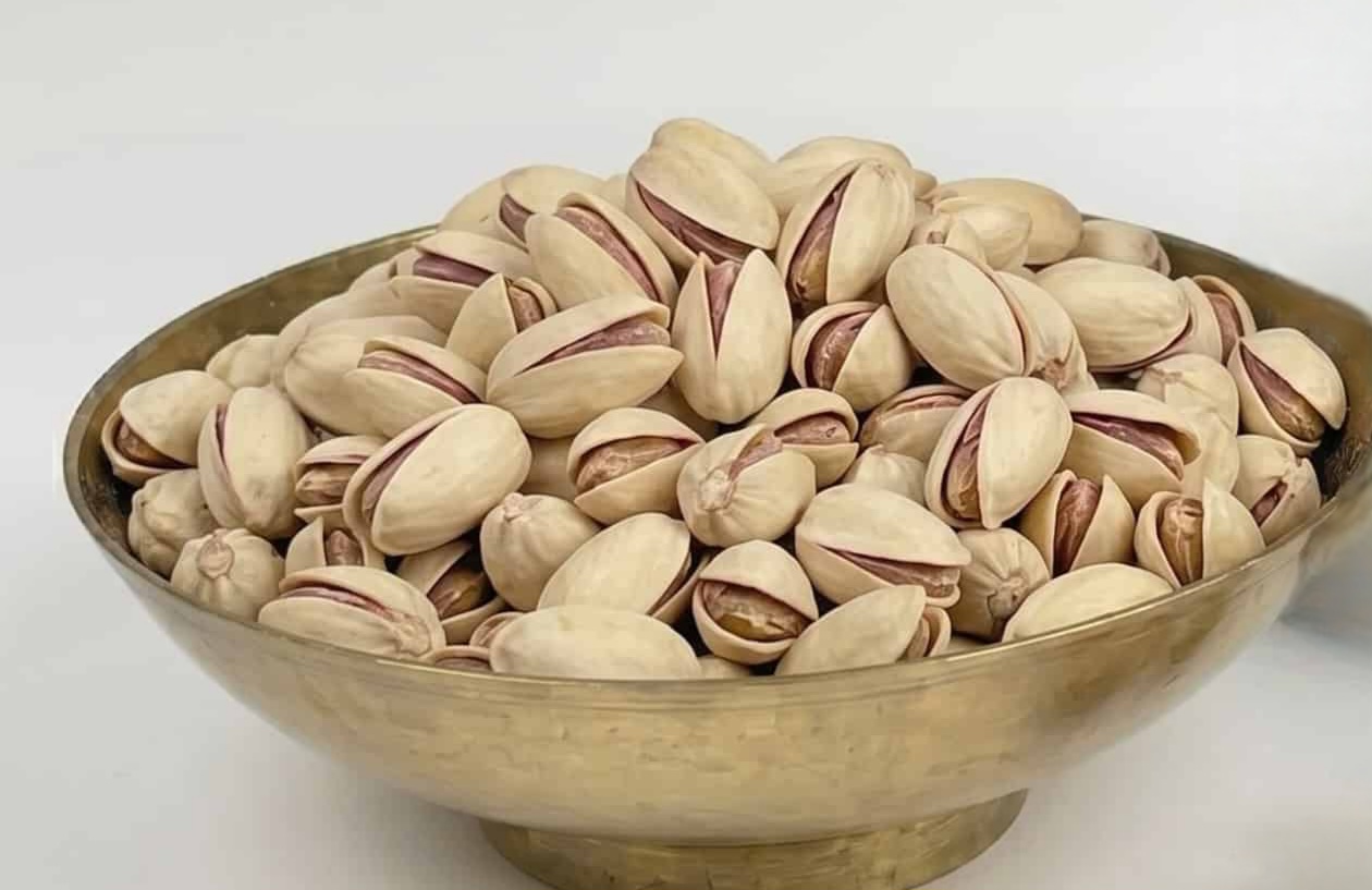 پسته احمد آقایی مرغوب صادراتی + تامین مشتریان خارجی