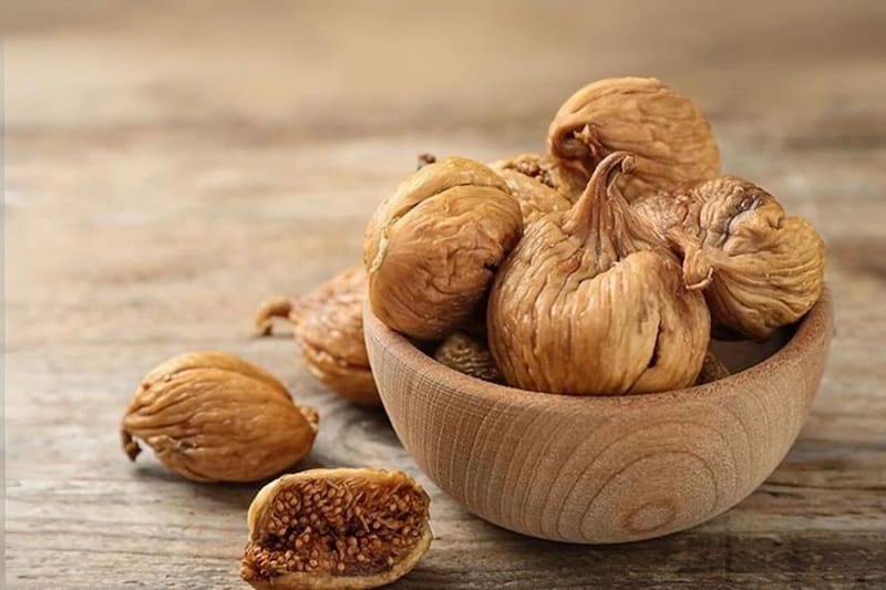 انجیر خشک استهبان طبیعی با کیفیت ممتاز و طعم شیرین