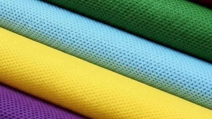 پارچه اسپان باند در یزد در عرض ها و گراماژهای متنوع