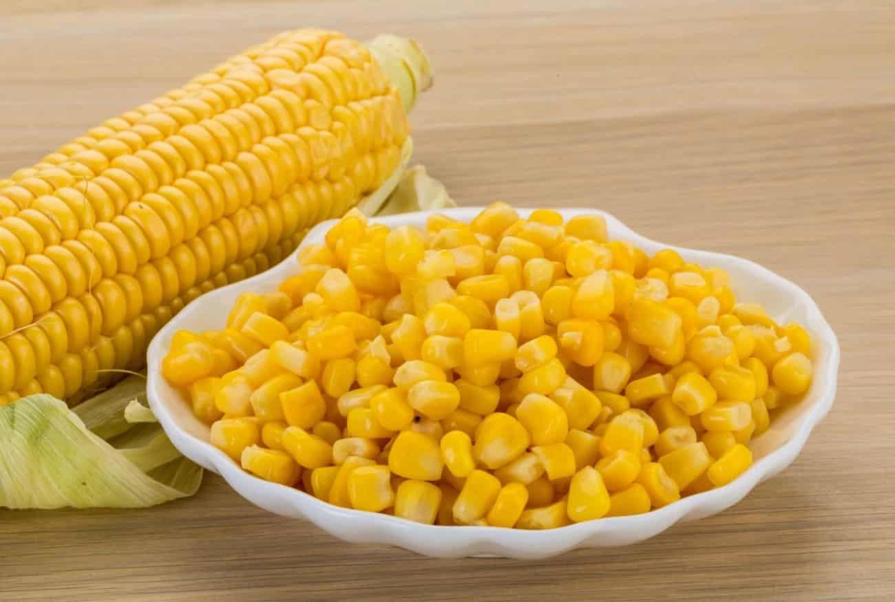 کنسرو ذرت خانگی مناسب مصرف روزانه و انواع غذا