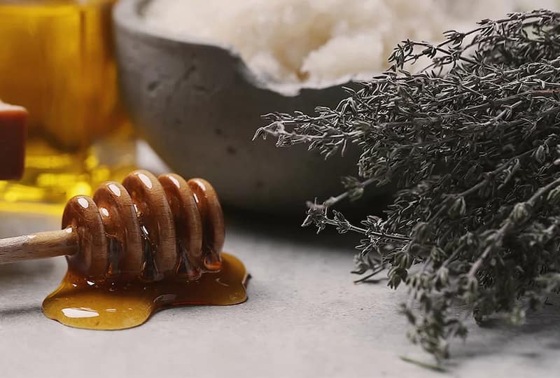 عسل آویشن اصل با کیفیت ممتاز و بسته بندی بهداشتی