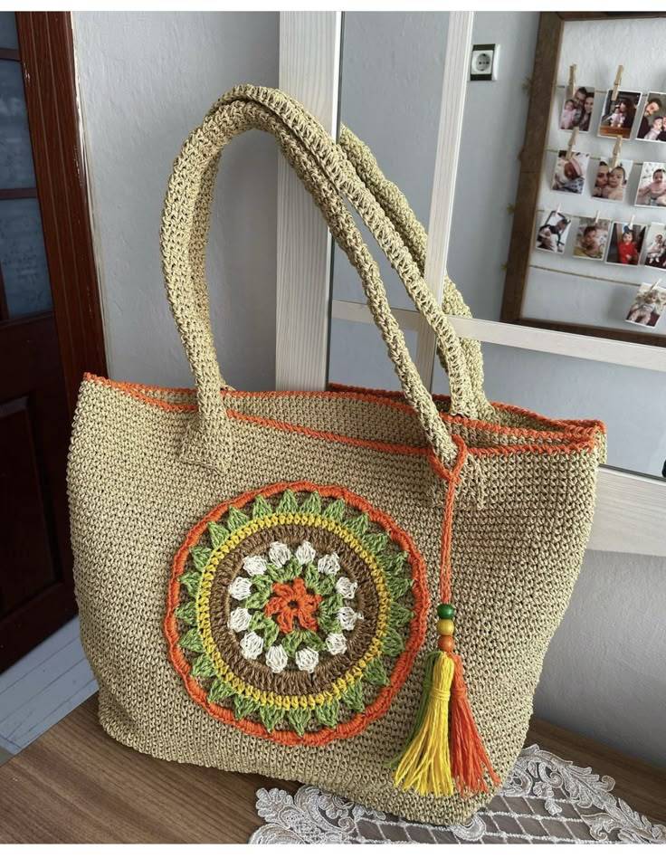 کیف موتیف دستی طرح ساده و شیک