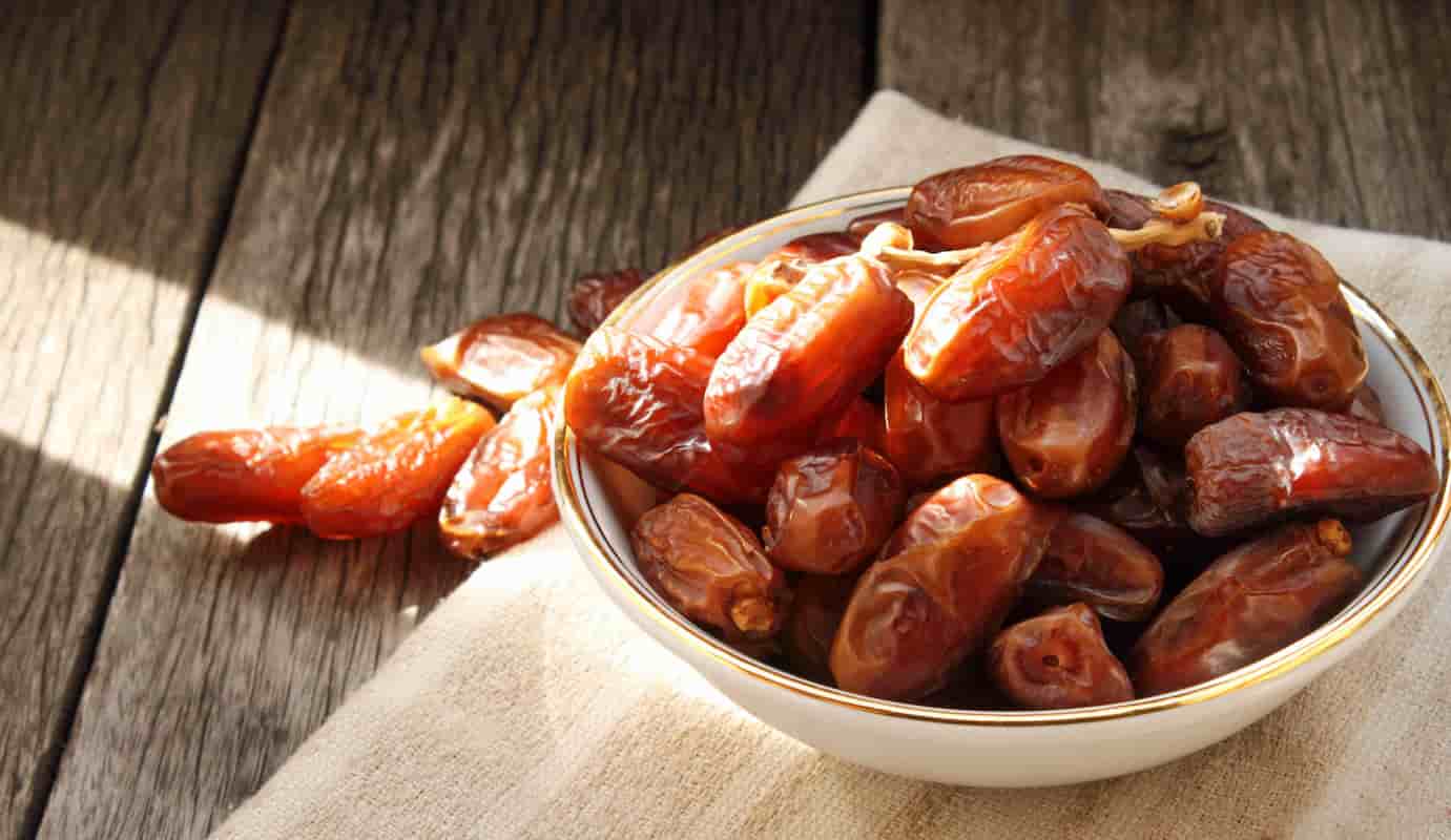 خرما زاهدی خیس همراهی عالی برای چای