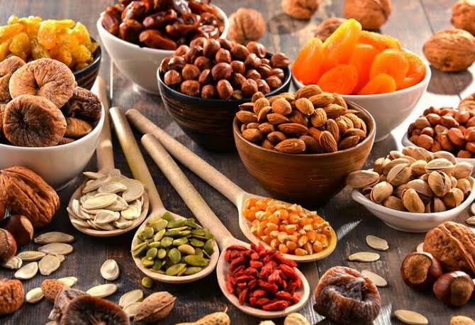 فروش انواع خشکبار ممتاز و میوه خشک ایرانی