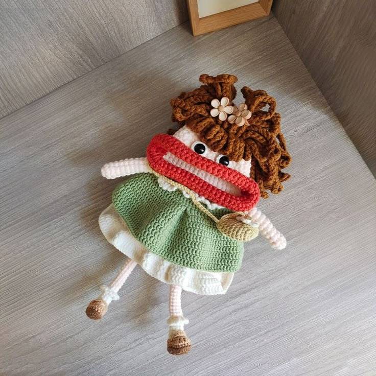 کیف گوشی قورباغه ای مدل مو قهوه ای
