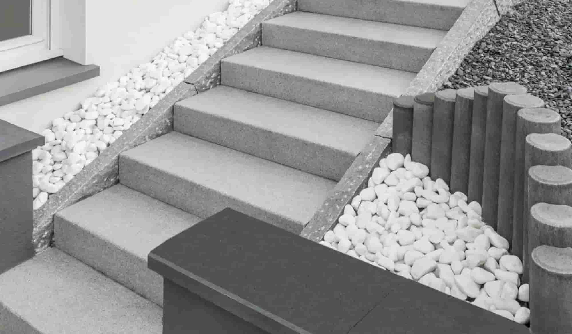 سنگ گرانیت پله جهت تردد های پرفشار عمومی