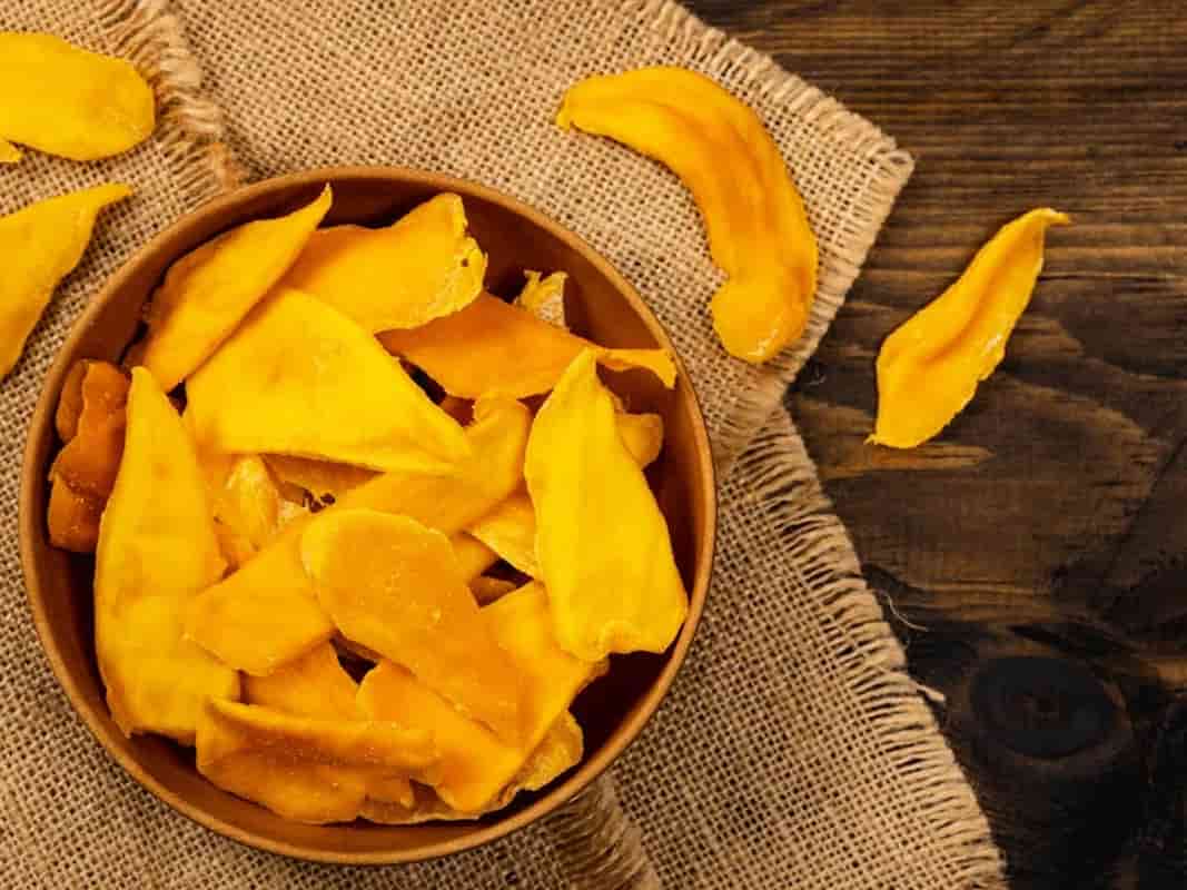 میوه خشک انبه با کیفیت ممتاز و طعم طبیعی