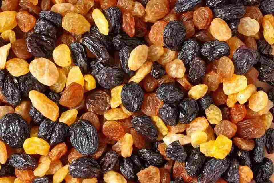 کشمش پلویی آفتابی خشک با طعم طبیعی و رنگ مناسب