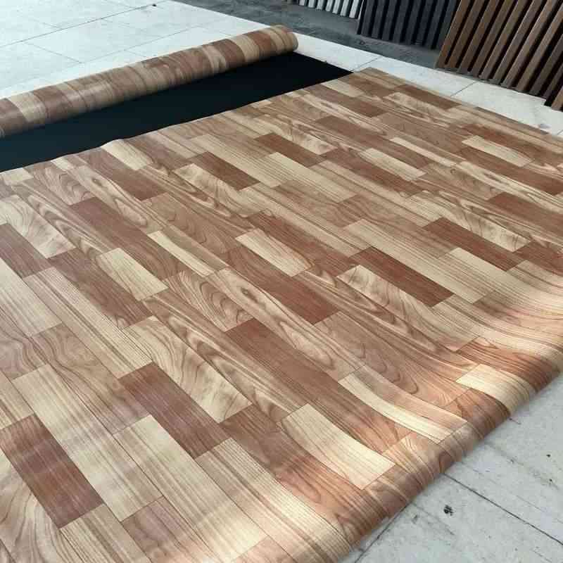 تصویر 1 از کفپوش رولی پشت‌ نمددار + انتخاب مناسب منزل