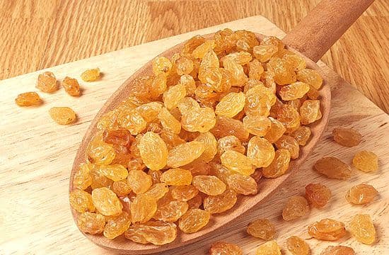 کشمش طلایی درجه یک با طعم طبیعی و دلپذیر