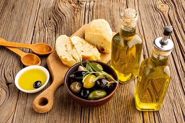 روغن زیتون خارجی مناسب فروشگاه ها و مراکز پخش