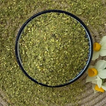 پودر پسته قنادی مناسب تهیه انواع حلوا و دسر