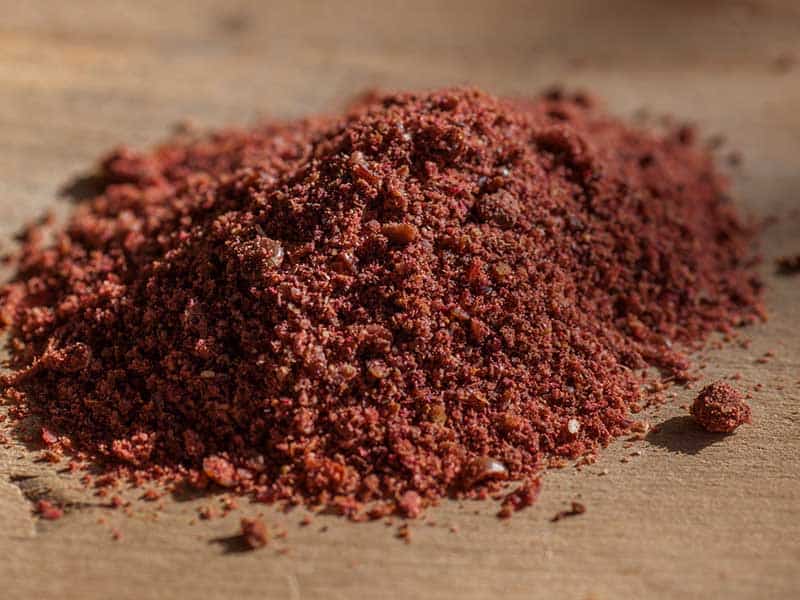 سماق قرمز اصل با طعم ترش برای مصرف متنوع