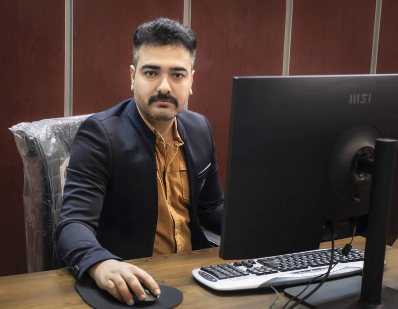 وحید سروی